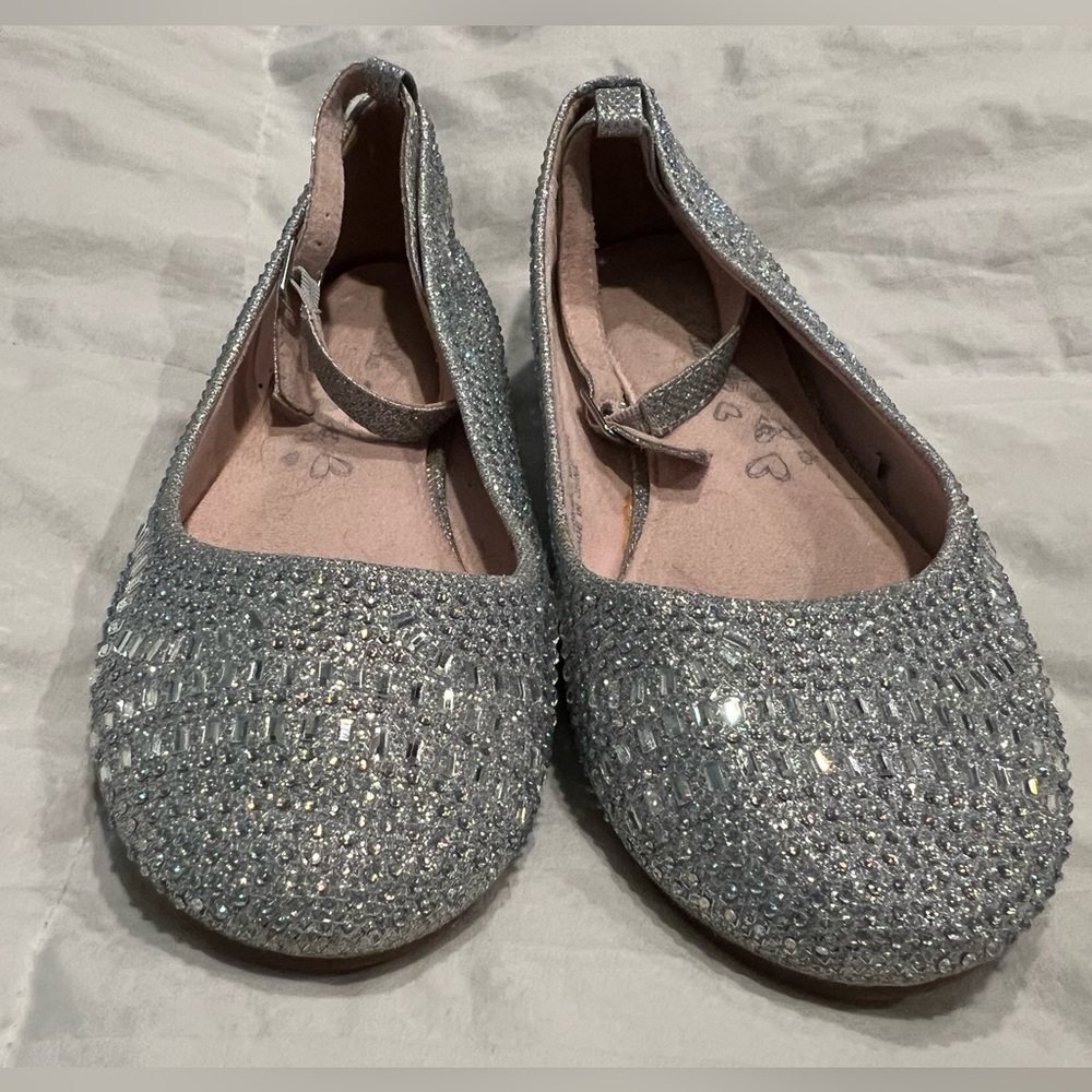 Olive & Edie Shimmer Flat Dress Shoe - Picture 2 of 9